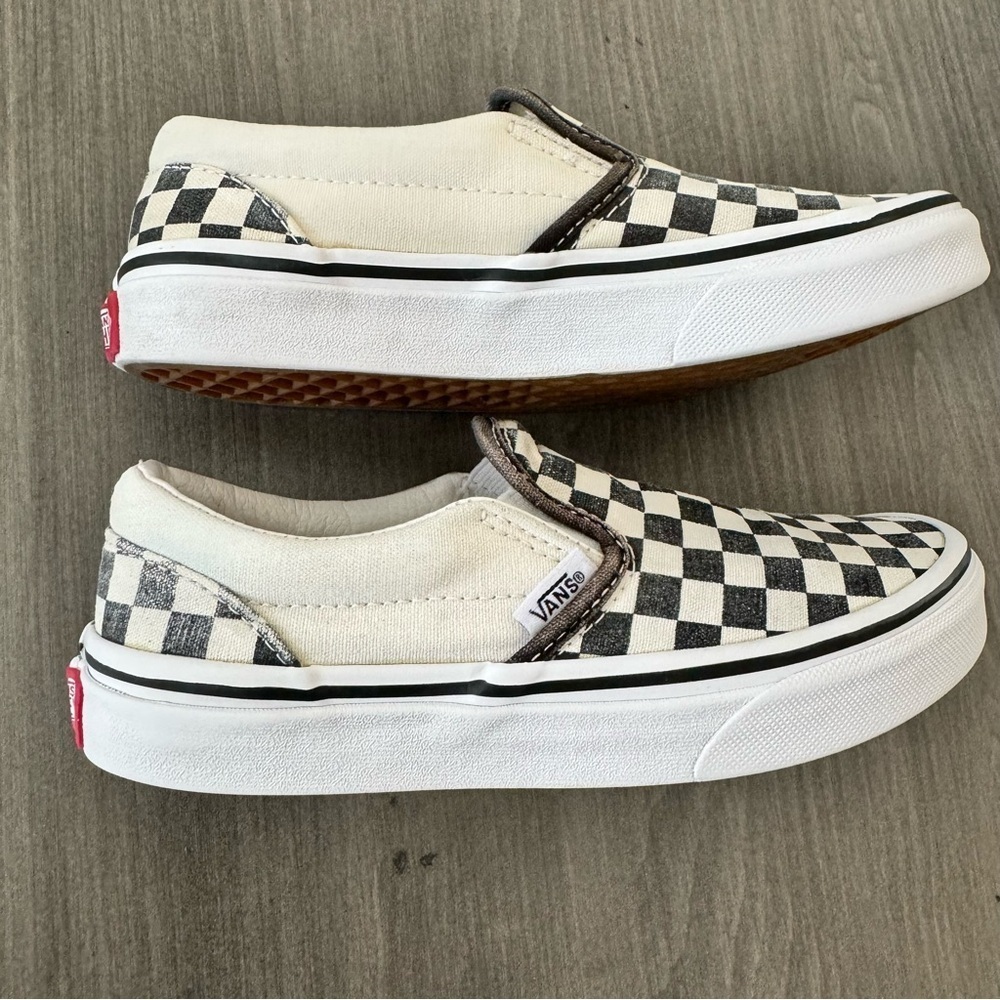Vans kids unisex black white checkerboard slip on shoes size 2 - Picture 6 of 9